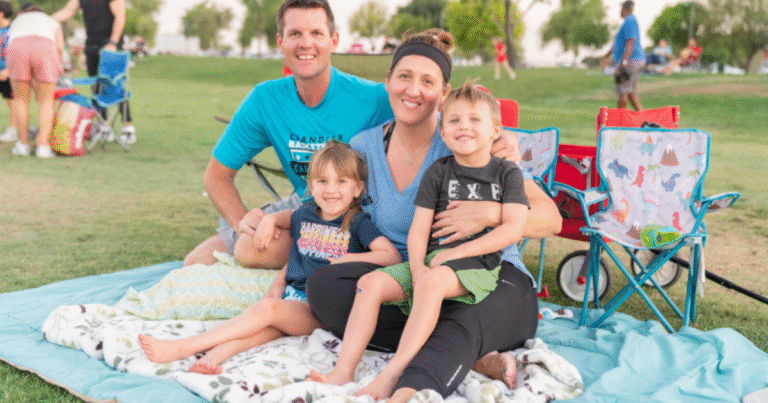 Family movies light up tumbleweed park nights