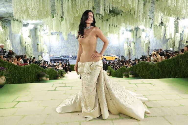 Kylie Jenner browless look dazzles at Met Gala