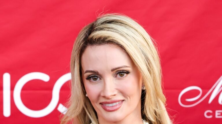 Holly Madison facelift insights: post-baby transformations