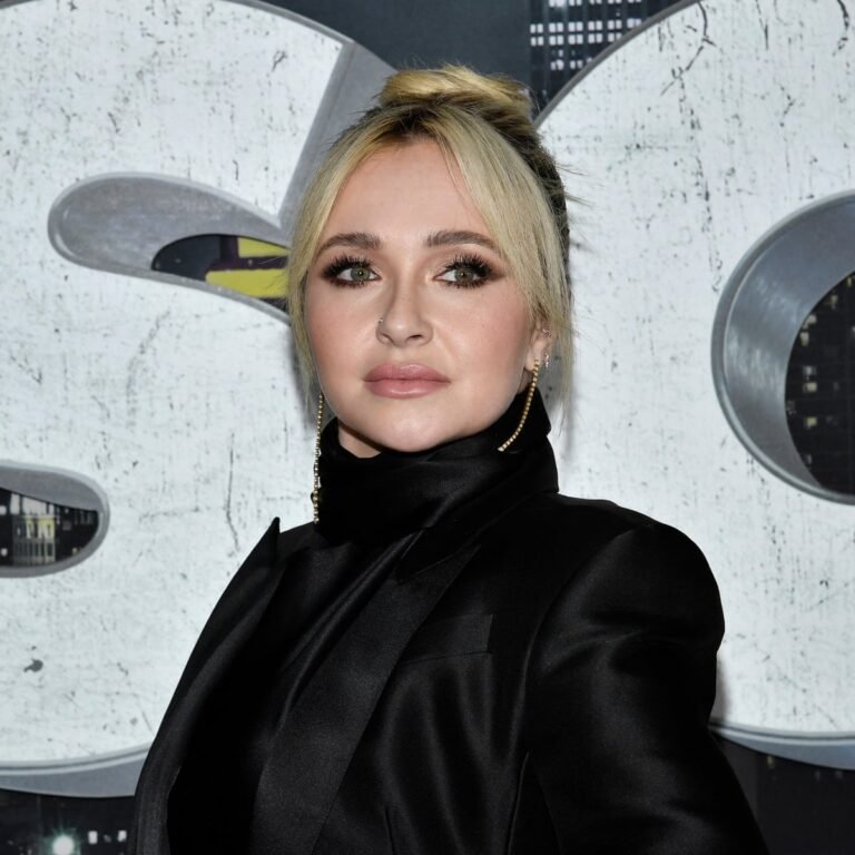 Neutrogena responds to Hayden Panettiere postpartum depression statement