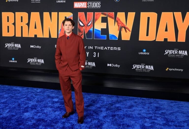 Spider-man brand new day box office nears 2 million debut