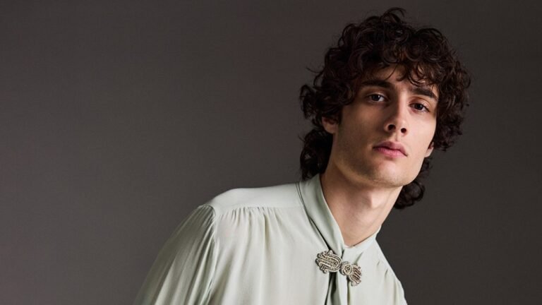 Sombr body image interview reveals his path to pop stardom