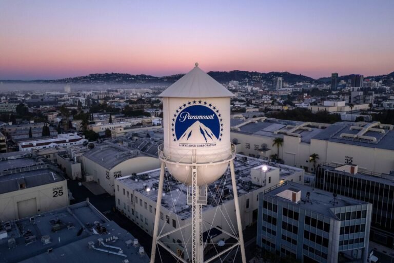 Paramount warner bros theater deal locks in 30 films yearly