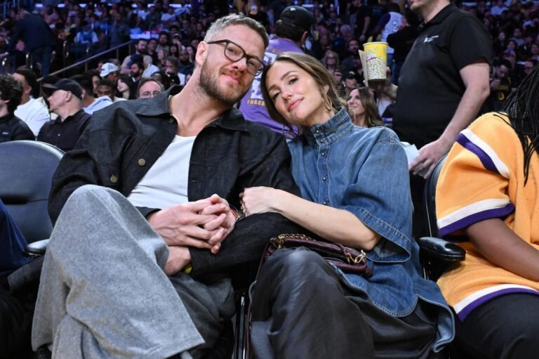 Minka kelly dan reynolds split after four years together