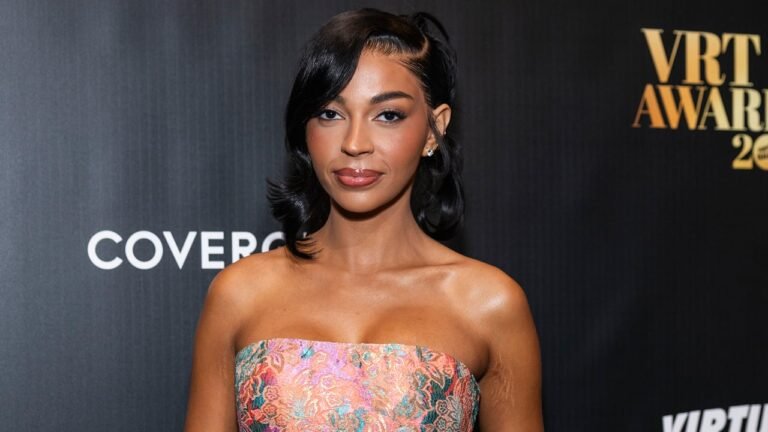 Layla Taylor girlfriend Kelsie Chesser debuts on red carpet